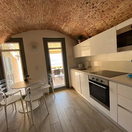 Διαμέρισμα Exceptional Sea View 2 *